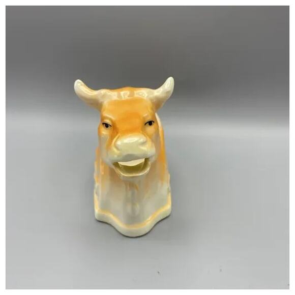 Vintage Ceramic Cow Creamer Orange Tan Made in Czechoslovakia‎ - Picture 2 of 7